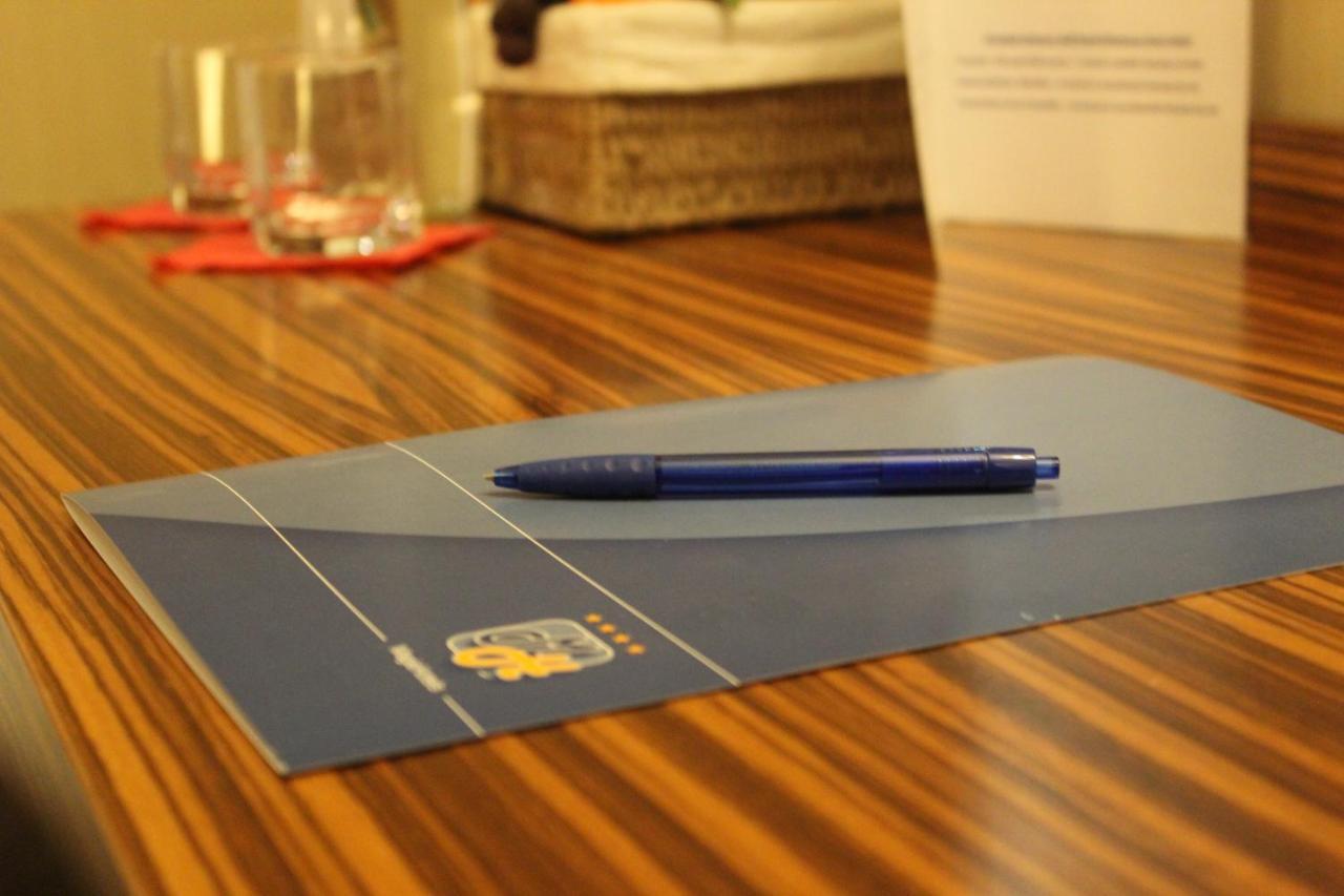 Mh Hotel Piacenza Fiera Eksteriør billede