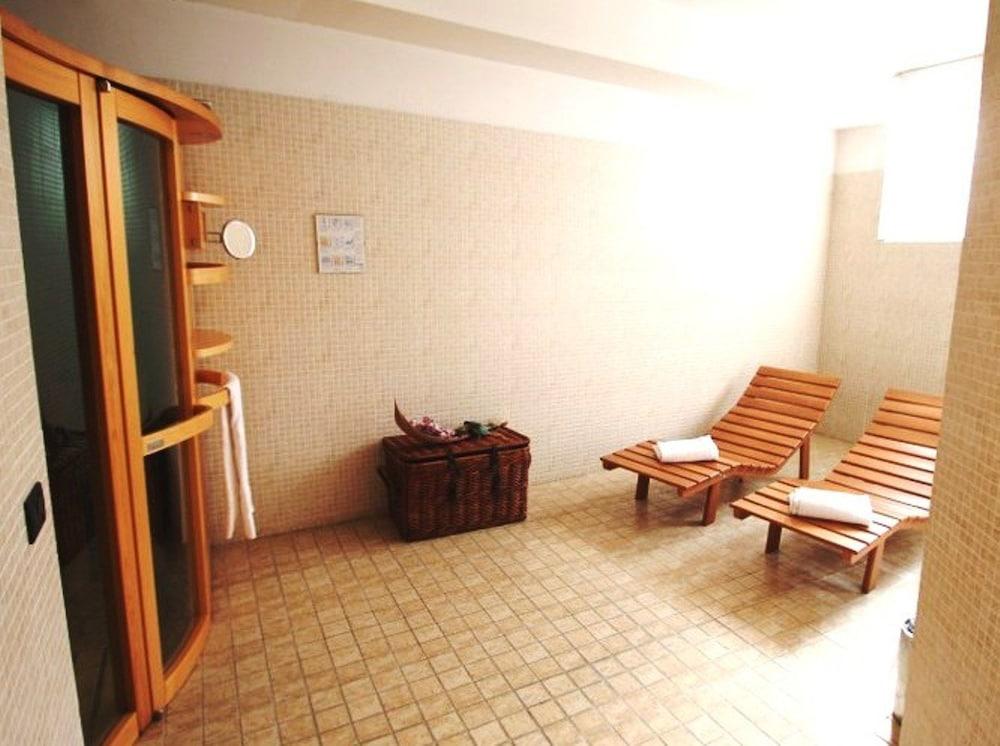 Mh Hotel Piacenza Fiera Eksteriør billede